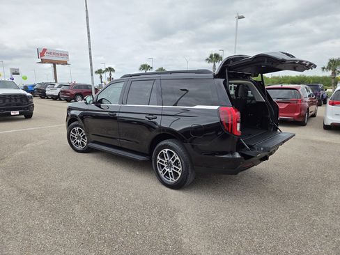 Used 2025 Ford Expedition Active AWD/4WD image 27