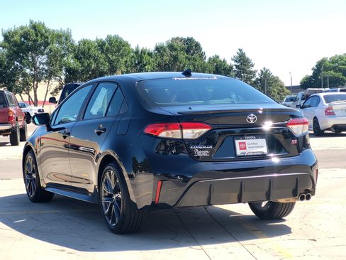 Certified 2026 Toyota Corolla SE FWD image 3
