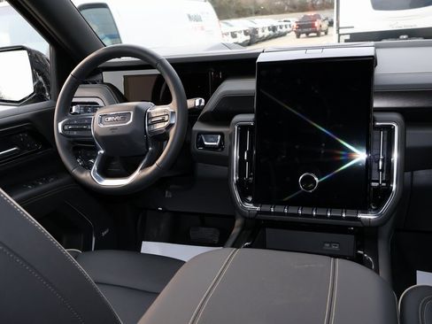 New 2025 GMC Yukon XL Elevation w/ LPO, Elevation Black Package image 31