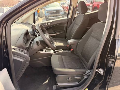 Used 2021 Ford EcoSport SE w/ SE Convenience Package image 8