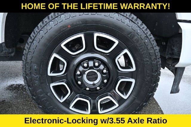 Used 2024 Ford F350 Platinum w/ FX4 Off-Road Package AWD/4WD image 39
