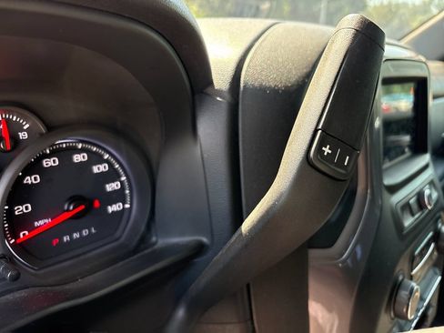 Used 2019 Chevrolet Silverado 1500 Custom Trail Boss w/ Custom Convenience Package AWD/4WD image 24