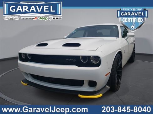 Used 2023 Dodge Challenger SRT Hellcat image 1