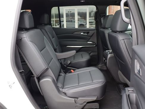 New 2026 Chevrolet Traverse LT w/ Sun and Wheel Package image 44