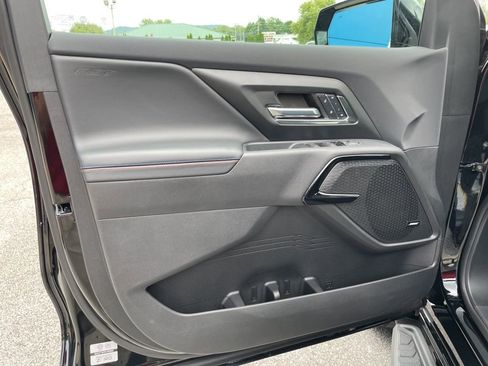 New 2024 Chevrolet Silverado EV RST AWD/4WD image 11