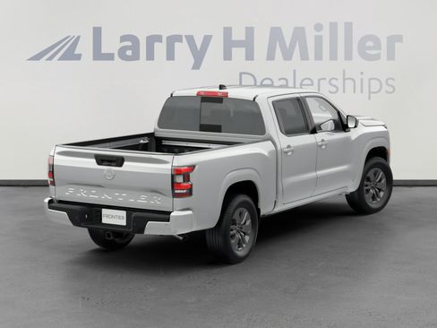 New 2026 Nissan Frontier SV w/ SV Convenience Package RWD image 5