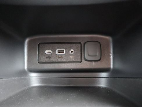 Used 2023 Chevrolet Equinox LT image 14