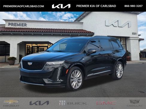 Used 2021 Cadillac XT6 Sport image 1