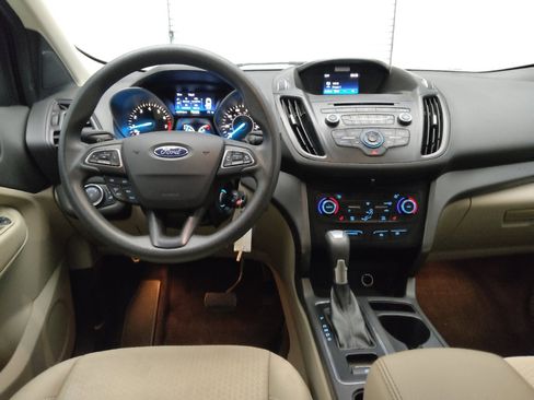 Used 2017 Ford Escape SE w/ SE Cold Weather Package FWD image 22