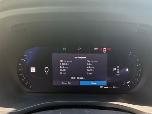 Used 2023 Volvo XC60 B5 Plus w/ Climate Package AWD/4WD image 21