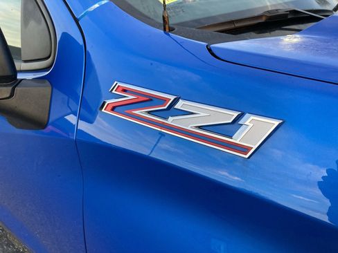 Used 2025 Chevrolet Silverado 1500 LT Trail Boss w/ Convenience Package II image 10