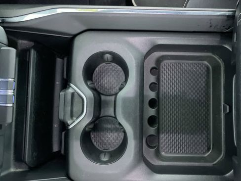 Used 2024 RAM 1500 Laramie image 22