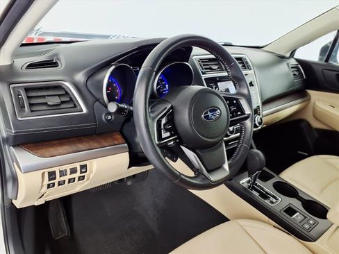 Used 2019 Subaru Outback 2.5i Limited image 16