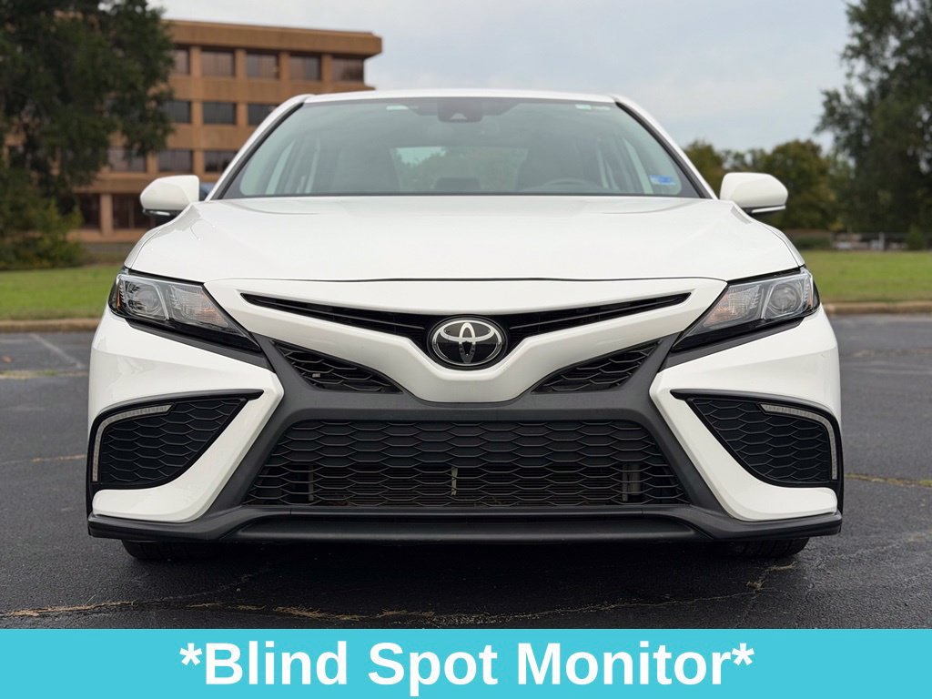 Used 2024 Toyota Camry SE w/ Convenience Package FWD image 14