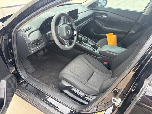 Used 2024 Honda Accord LX image 8