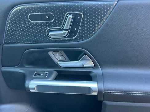 Certified 2025 Mercedes-Benz GLB 250 GLB 250 image 21