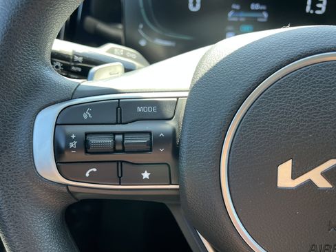 Certified 2023 Kia Sportage LX image 25