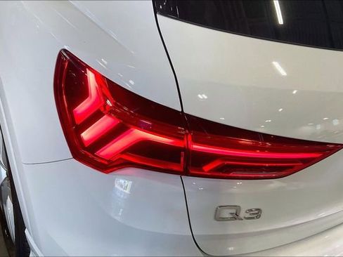 Certified 2024 Audi Q3 2.0T Premium image 30