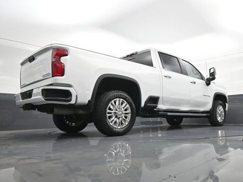 Used 2022 Chevrolet Silverado 2500 High Country AWD/4WD image 29