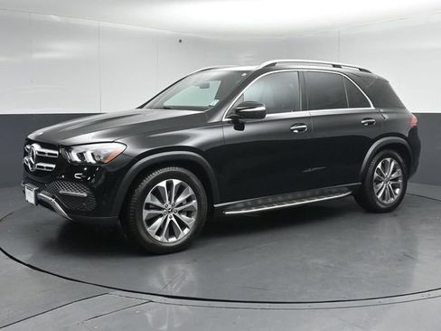 Used 2021 Mercedes-Benz GLE 350 4MATIC image 3