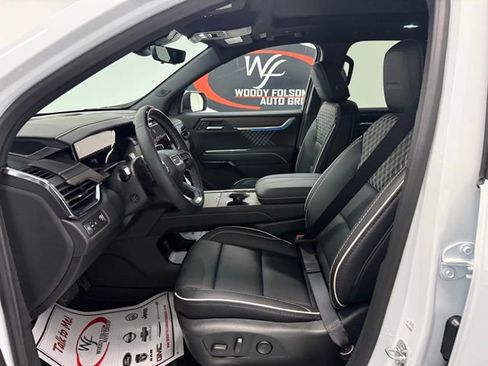 New 2026 GMC Acadia Denali w/ Super Cruise Package image 11