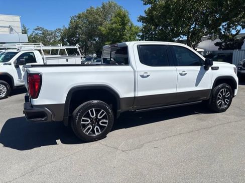 Used 2021 GMC Sierra 1500 AT4 w/ AT4 Preferred Package AWD/4WD image 10