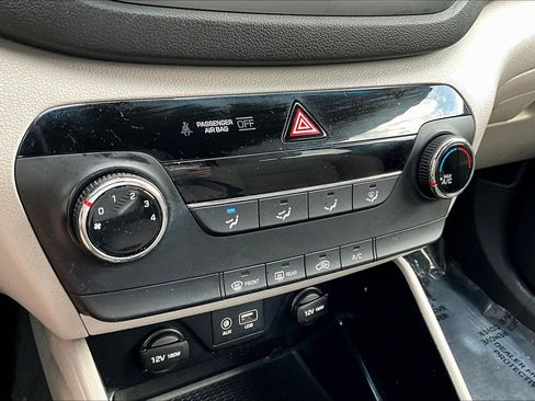 Used 2016 Hyundai Tucson SE w/ Option Group 02 image 15