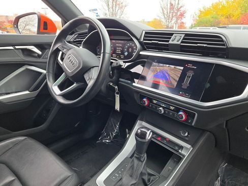 Used 2022 Audi Q3 2.0T Premium image 9
