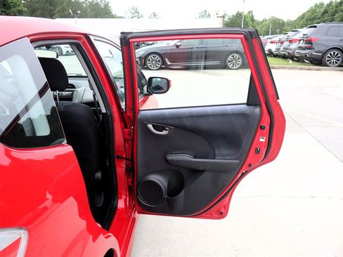 Used 2011 Honda Fit Sport image 29