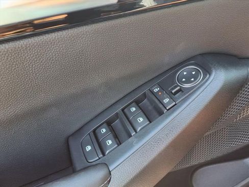 New 2026 Kia Seltos EX w/ EX Sunroof Package AWD/4WD image 17
