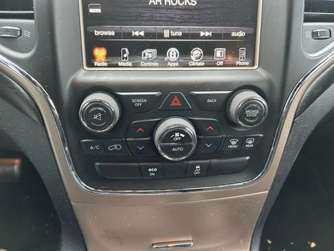 Used 2015 Jeep Grand Cherokee Laredo w/ Quick Order Package 23E image 15