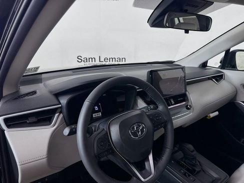 New 2026 Toyota Corolla Cross LE image 9