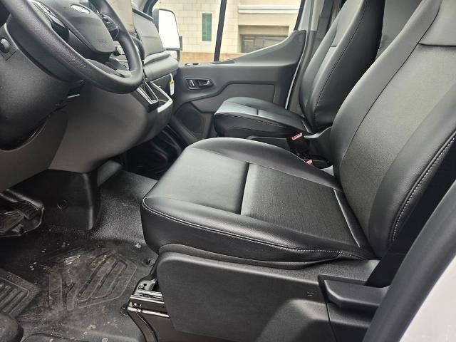 New 2026 Ford Transit 250 148 Medium Roof w/ Load Area Protection Package RWD image 33