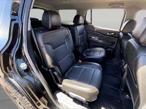 Used 2023 GMC Acadia AT4 w/ Technology Package AWD/4WD image 19