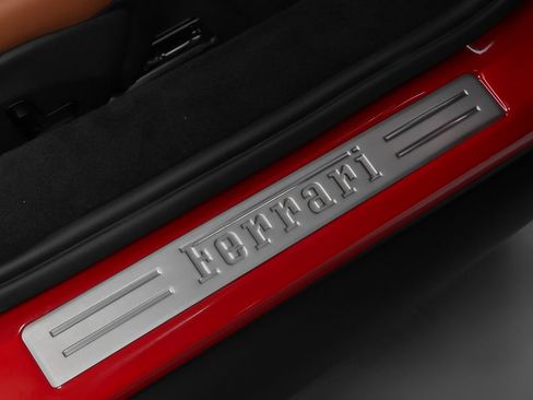 Used 2025 Ferrari 296 GTS RWD image 17