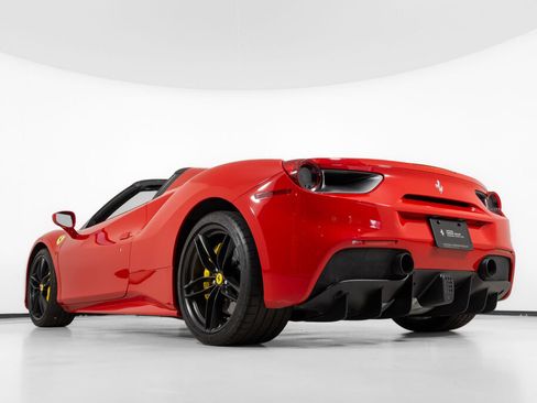 Used 2018 Ferrari 488 Spider RWD image 16