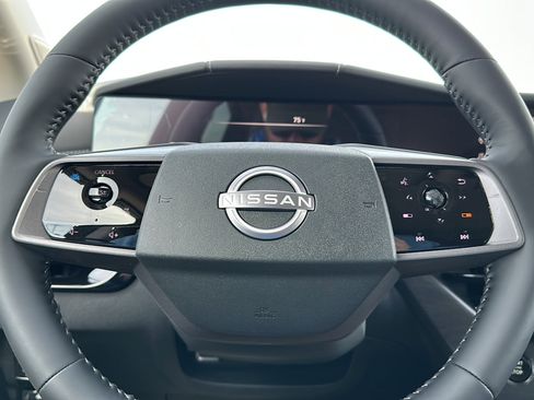 New 2025 Nissan Murano SL image 17