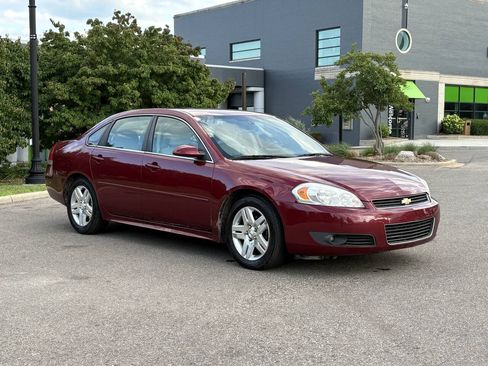 Used 2011 Chevrolet Impala LT FWD image 5