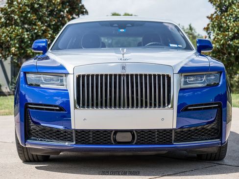 Used 2023 Rolls-Royce Ghost w/ Ghost Package image 13