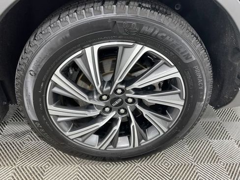 Used 2025 Lincoln Aviator AWD image 10