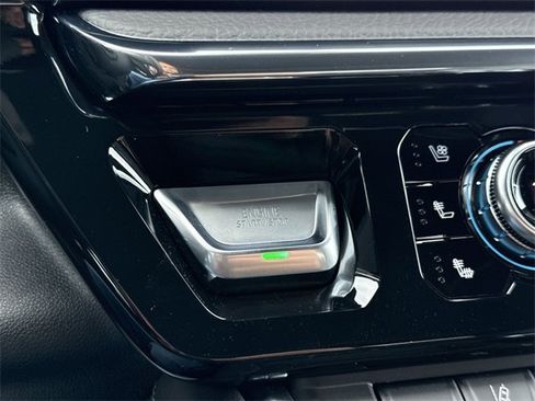 Used 2025 GMC Sierra 2500 Denali w/ Denali Reserve Package image 17