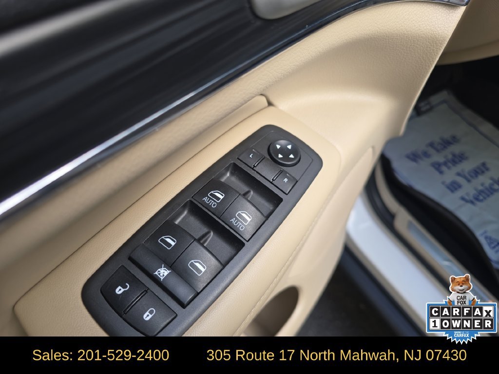 Used 2021 Jeep Grand Cherokee Limited w/ Premium Lighting Group AWD/4WD image 12