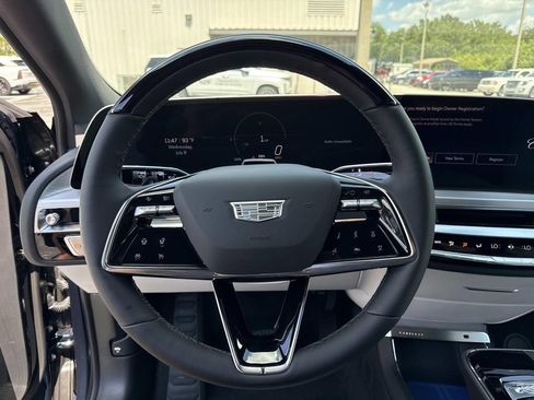 New 2026 Cadillac Lyriq Premium Luxury AWD/4WD image 29