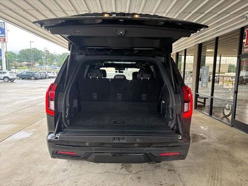 Certified 2025 Ford Expedition Platinum w/ Stealth Performance Package AWD/4WD image 30