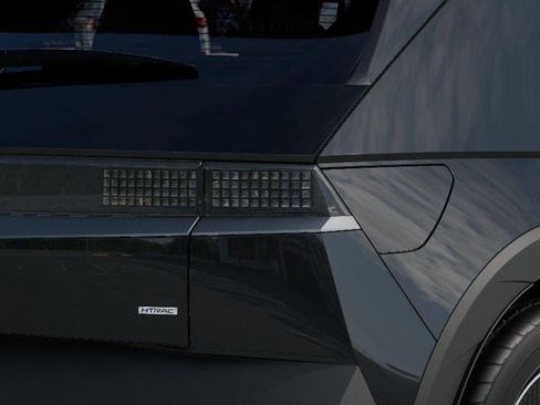 New 2025 Hyundai Ioniq 5 SEL image 10
