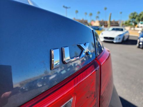 Used 2014 Acura ILX w/ Technology Package image 11