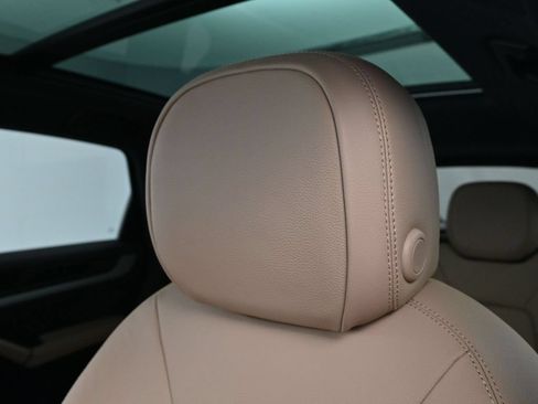 Certified 2026 Porsche Cayenne AWD/4WD image 19