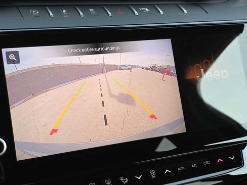 New 2026 Jeep Grand Cherokee Altitude AWD/4WD image 35