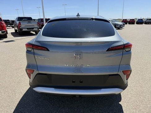 New 2026 Buick Envista Preferred image 8