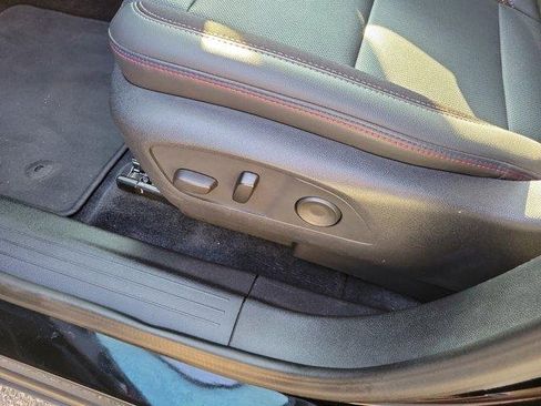 Used 2024 Chevrolet Equinox EV RS image 18